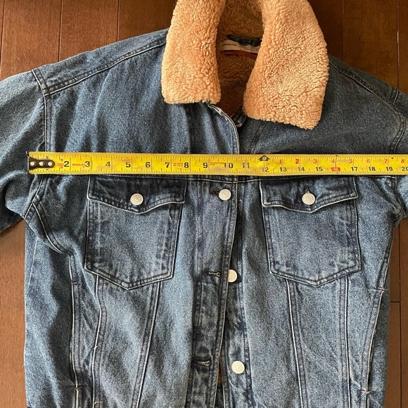 Pilcro Sherpa jean jacket from Anthropology. Size XS. - Picture 2 of 7